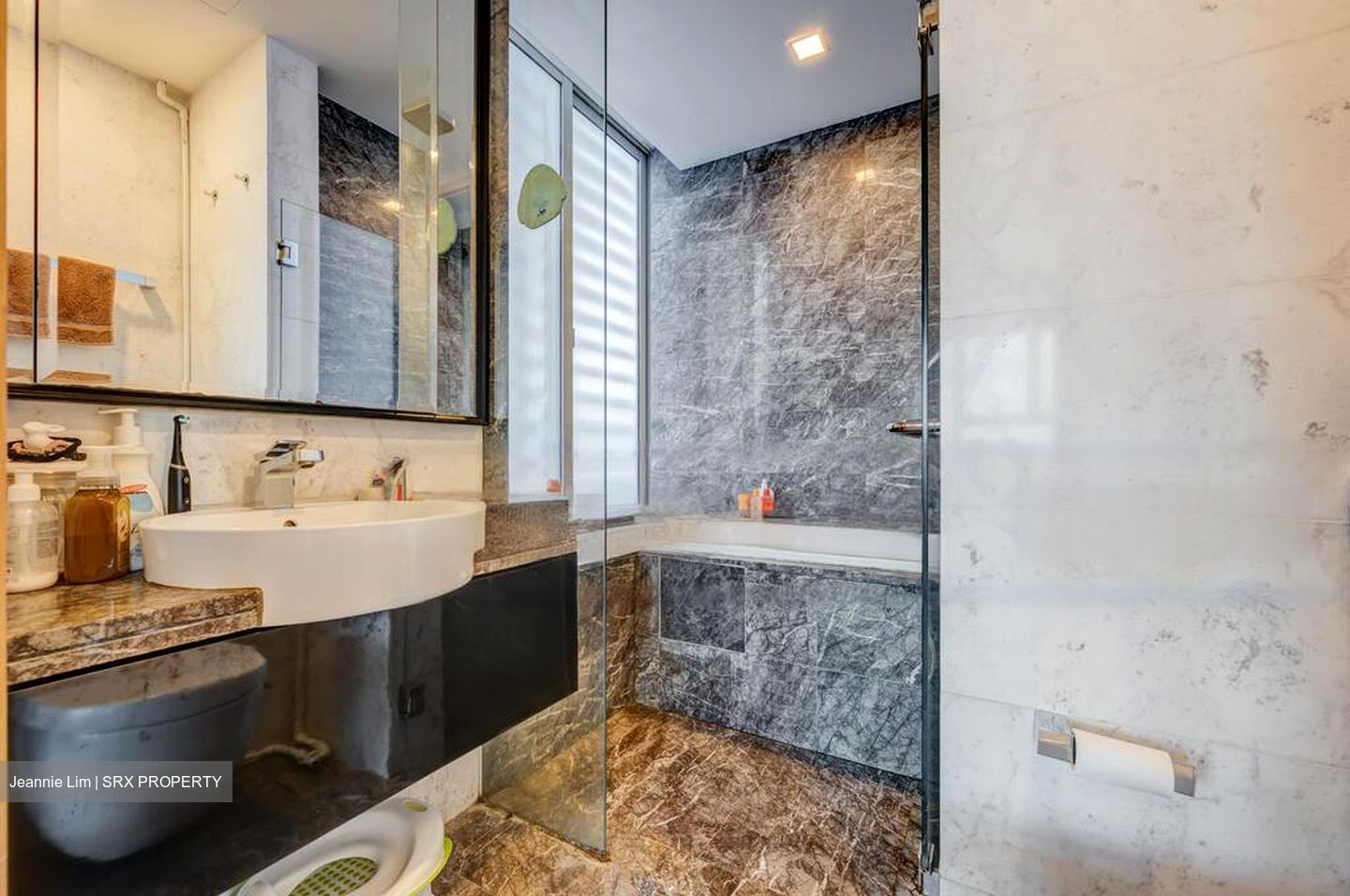 The Solitaire (D10), Condominium #458611521